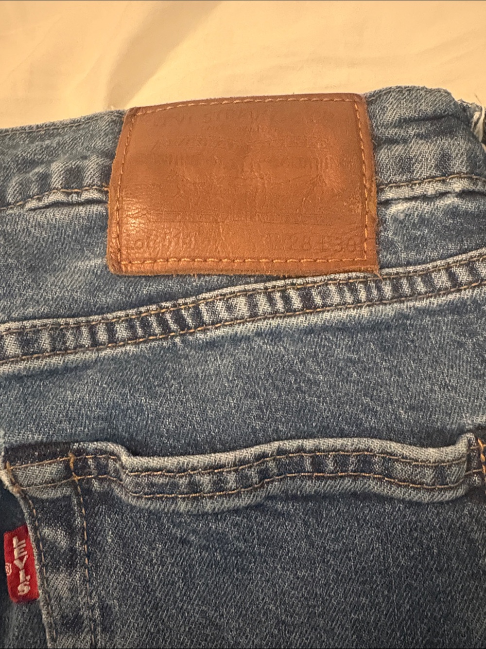 Levi's Blue Denim Jeans size 28 x 30 style 514